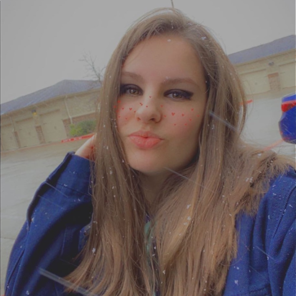 Meet your Posher, Vika